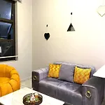 Ojay Apartments In Rosebank
