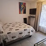 The Jukskei Stay