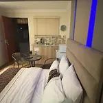 Made Guest House