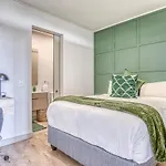 Comfy Unit At One Rosebank