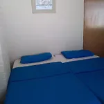 Rosebank Lodge & Backpacker