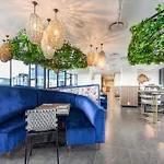 One Rosebank Apartments