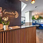 One Rosebank Apartments