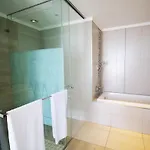 Sandton Smart Apartment Eighteen