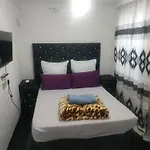 Guest House On Barnes