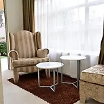 Sizanazo Guest House - In The Heart Of Northcliff Hill