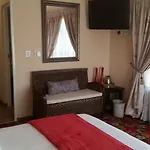 African Phoenix Guest Lodge