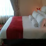 African Phoenix Guest Lodge