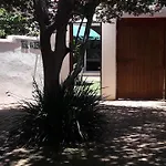 R & R\'S Retreat