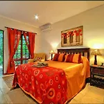 Amakoekoe Guest Lodge & Conference Venue