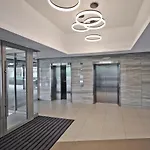 Sandton Apartment 15 West Road South