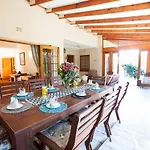 Avondhu Guest House
