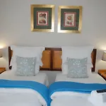 Auckland Lodge