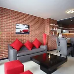 Vantage Rosebank