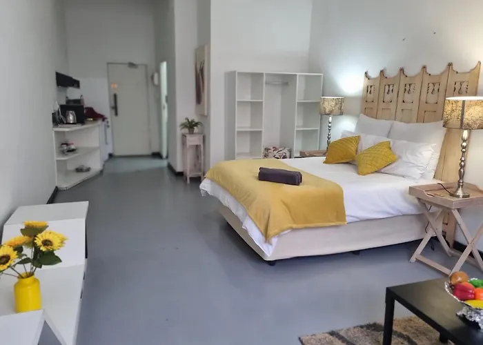 Kaleaba House In The Heart Of Maboneng Precinct