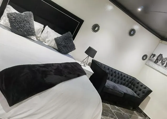 Semeni Asante Guesthouse