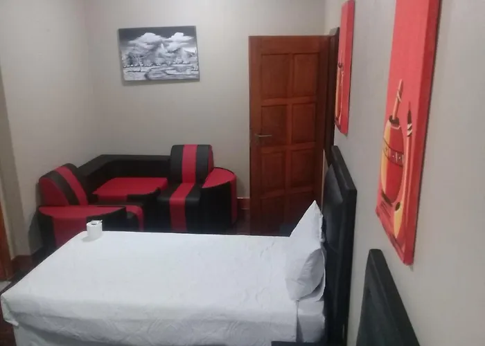 Miraton Eastgate Suites