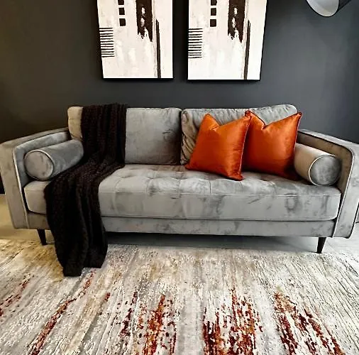 Stylish Executive Apartment With Power Backup