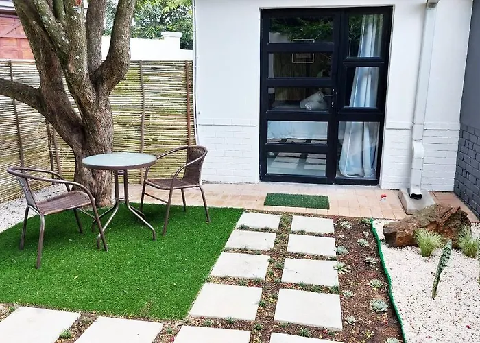 Modern Studio With Private Garden, Self Check-In