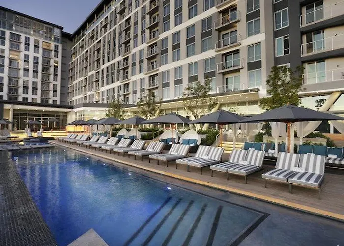 1 Bedroom Luxury Apartment In Luxury Hotel & Apartments In Sandton Central