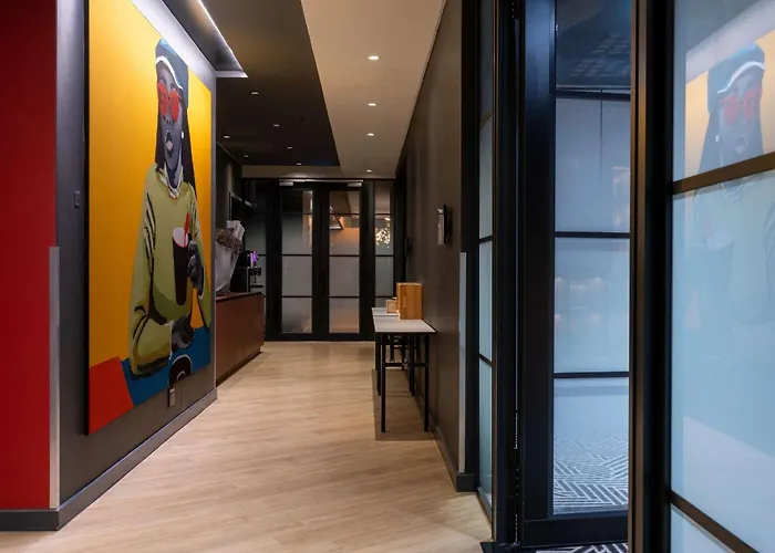 Radisson Red Hotel Johannesburg Rosebank