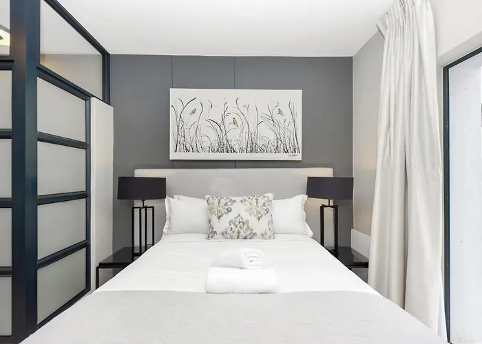 Easy Stay - The Vantage Rosebank