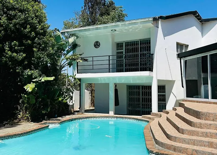 Mondeor Holiday Home