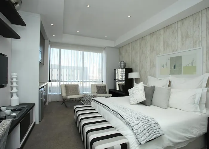 Luxury @ Sandton Skye