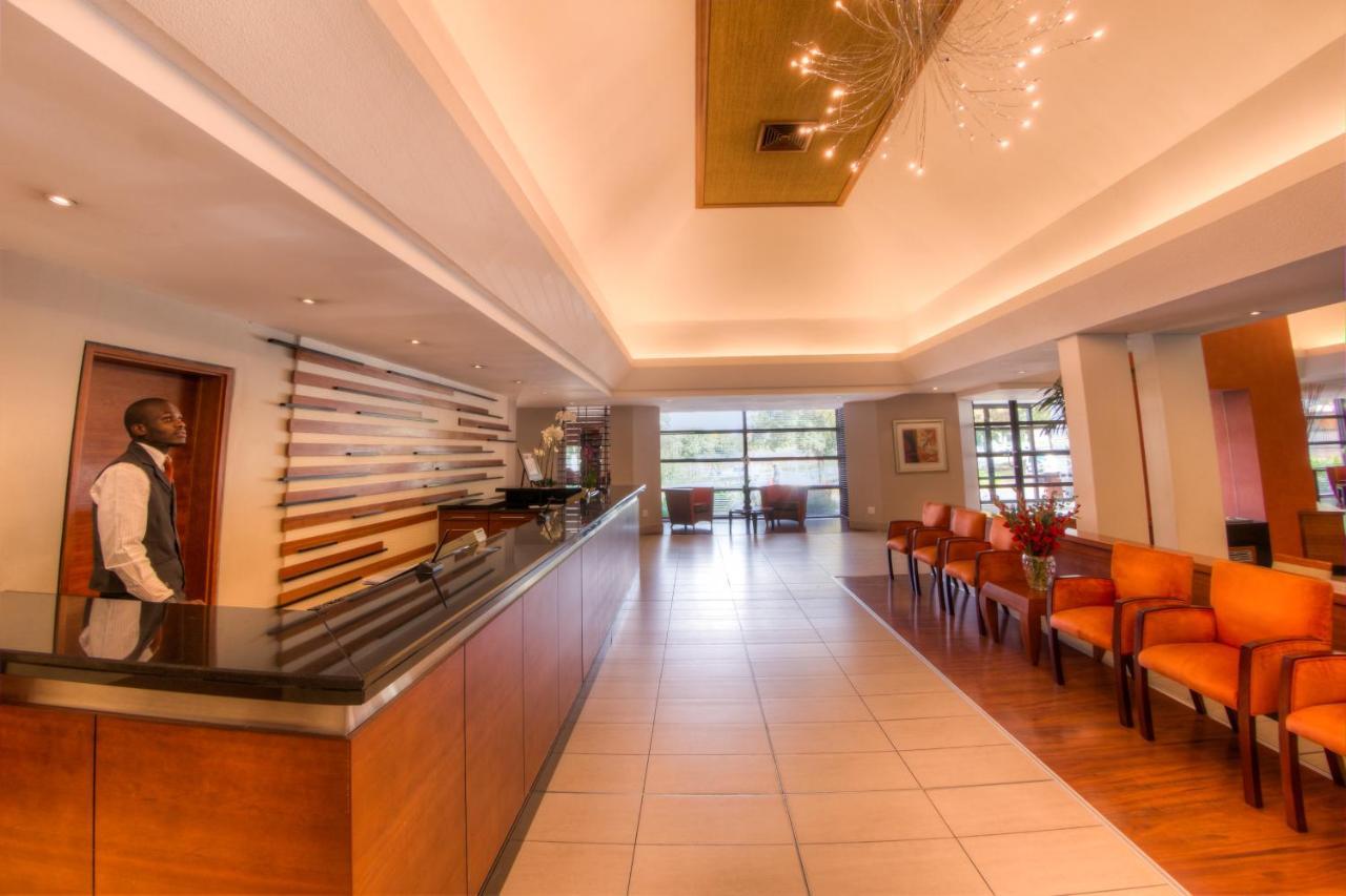 Hotel Sandton, Katherine Street