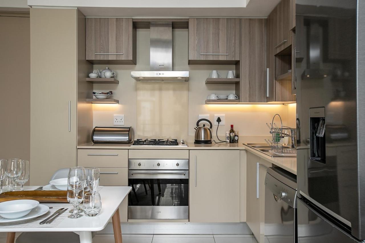 Căn hộ 813 The Tyrwhitt - Rosebank *