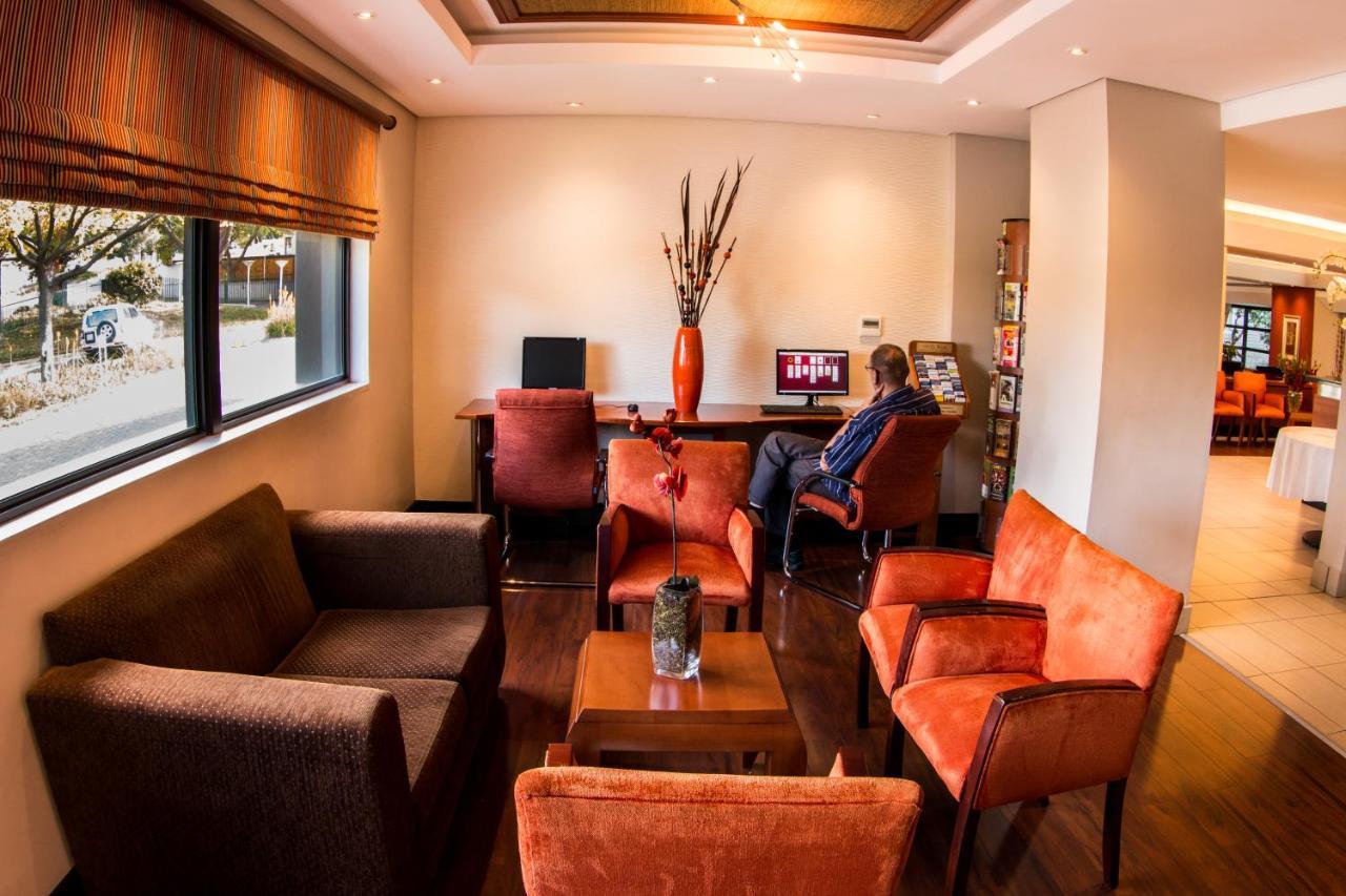Sandton, Katherine Street Hotel