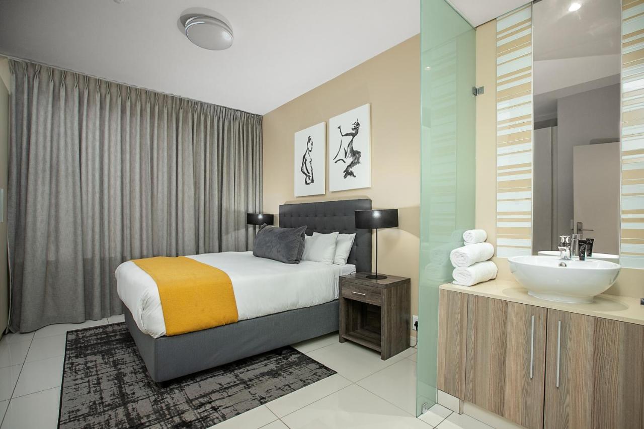 813 The Tyrwhitt - Rosebank