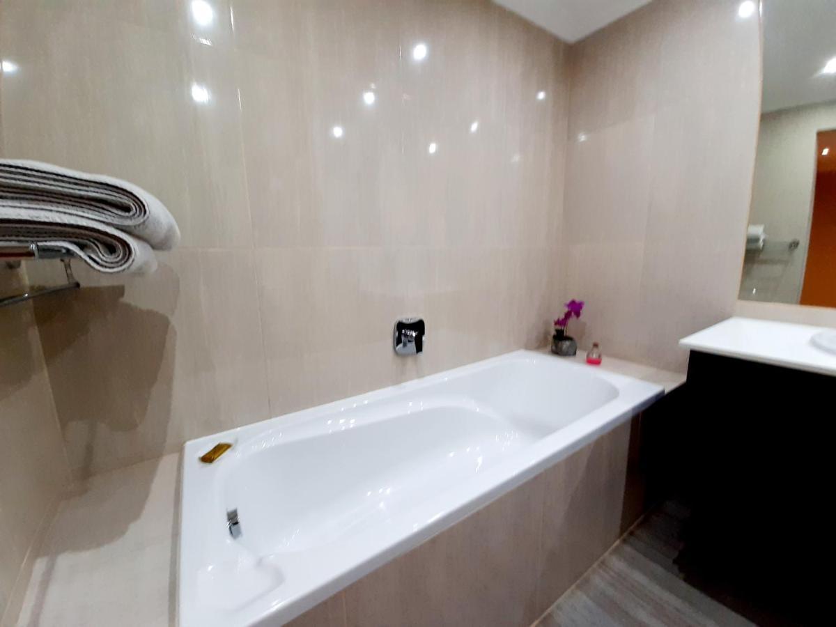Apartment 1804 Franklin 3-bed Penthouse With Rooftop Jacuzzi