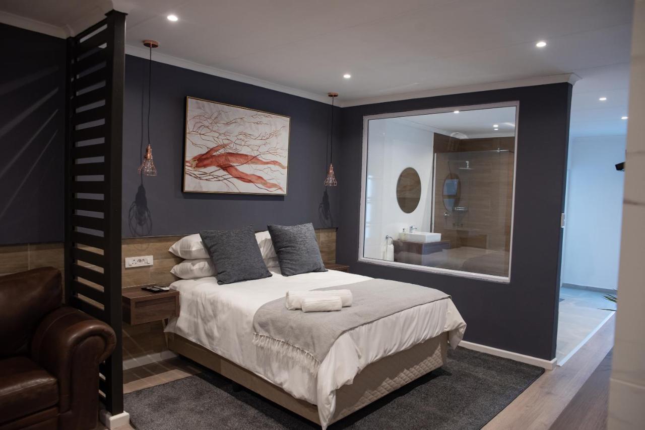 Guest house The Royal Bryanston