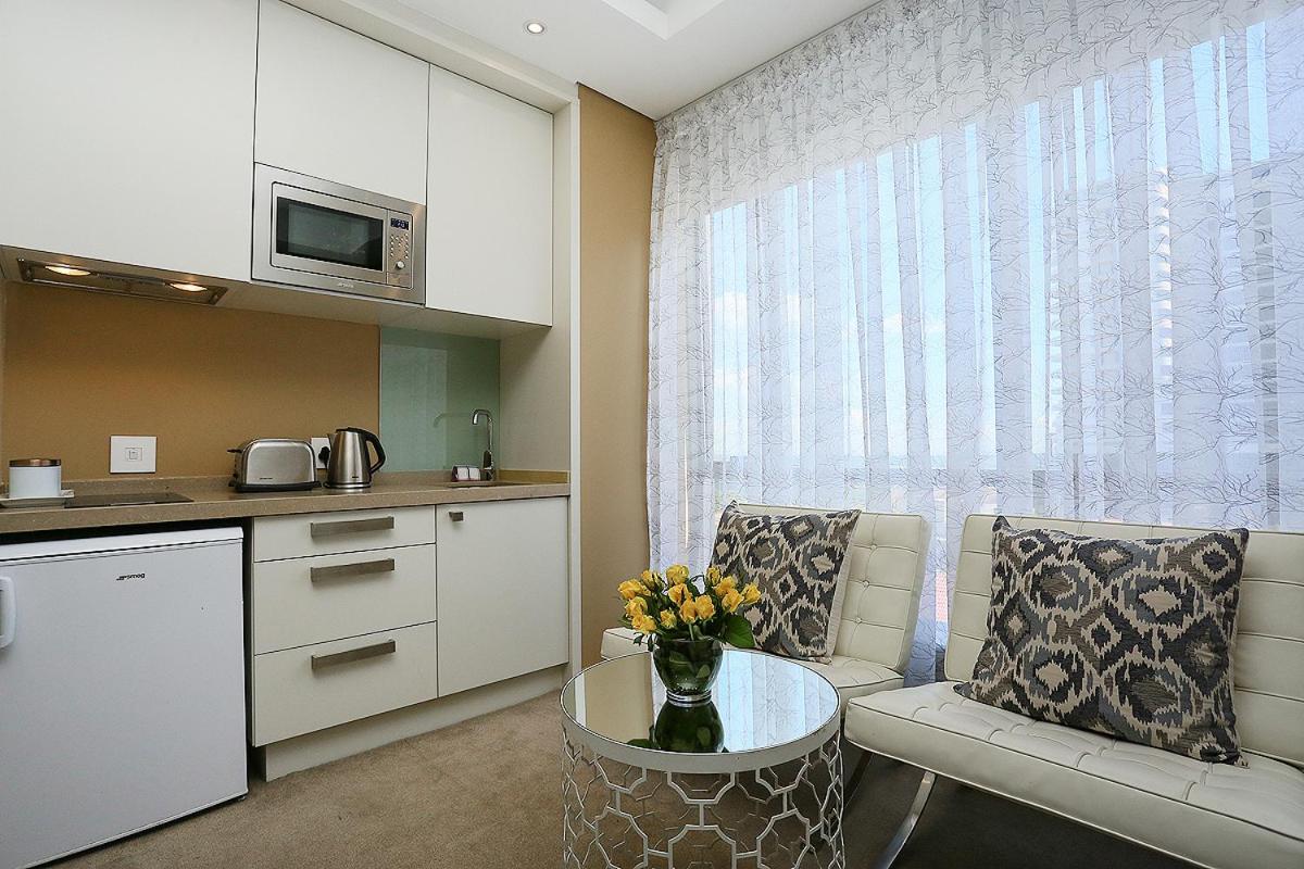 Aparthotel 305 Sandton Skye *