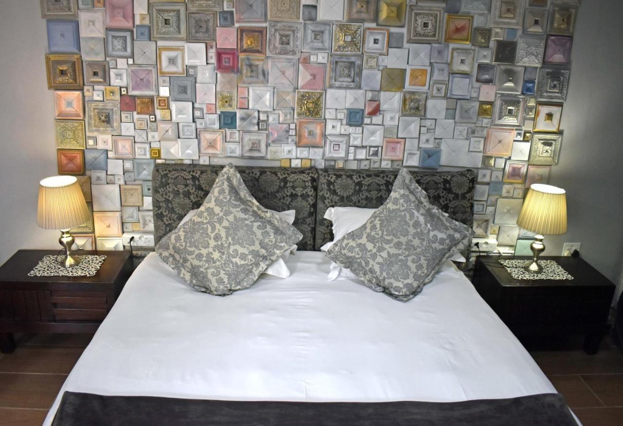 Rabbit Hole 3* Johannesburg
