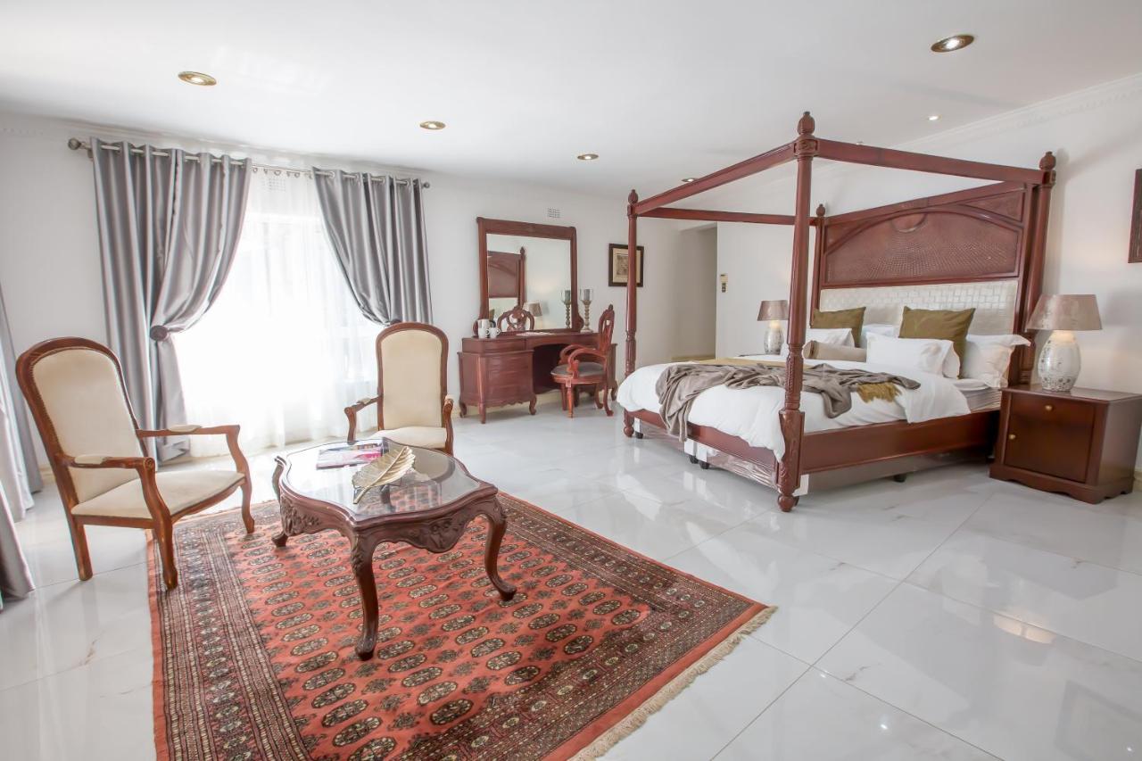 Riverclub Guest house