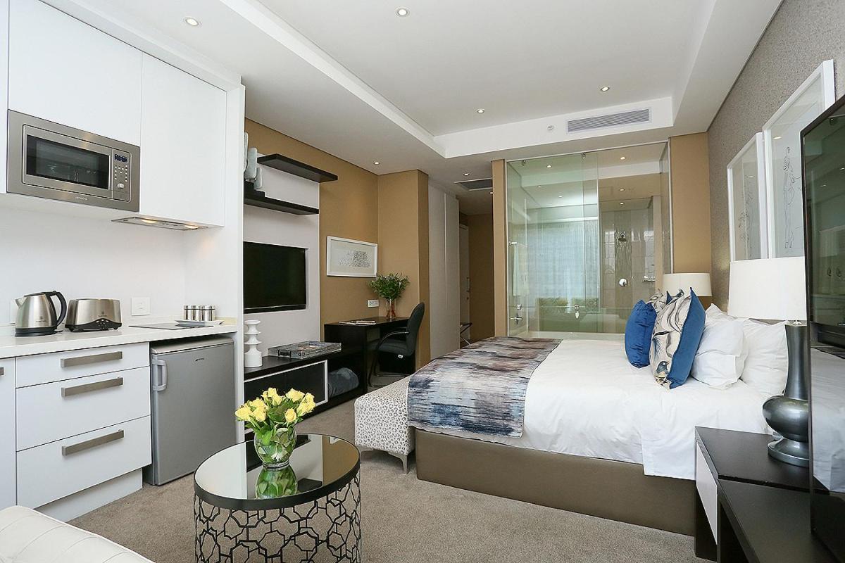 Aparthotel 304 Sandton Skye *