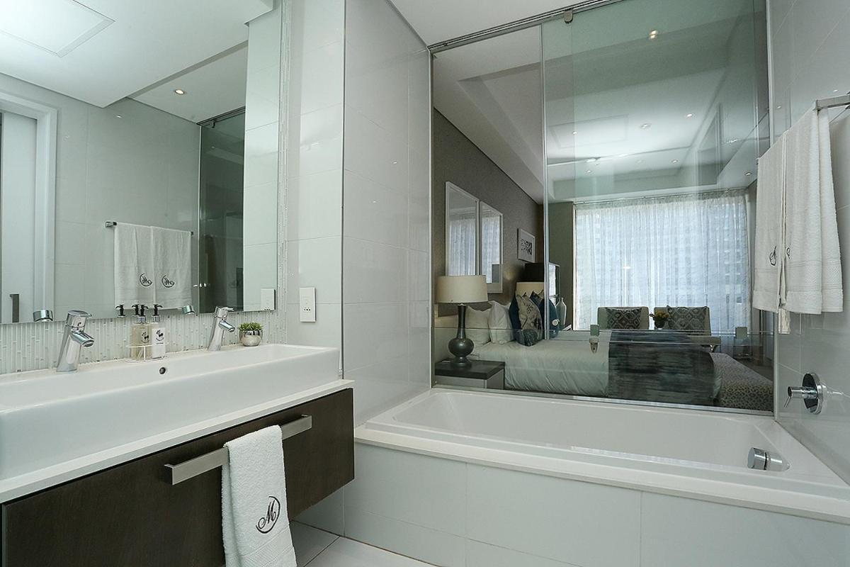 304 Sandton Skye Aparthotel