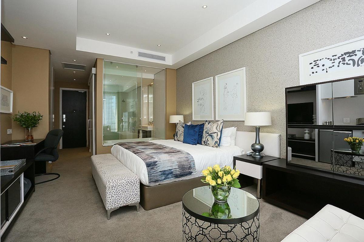 304 Sandton Skye Aparthotel