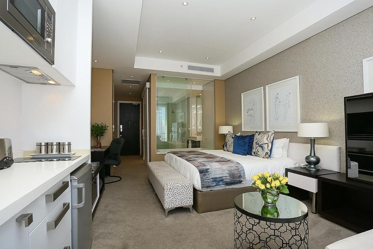 Aparthotel 304 Sandton Skye