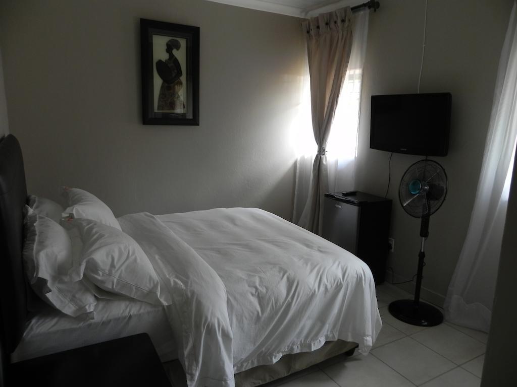Guest house Owee's Place Johannesburg