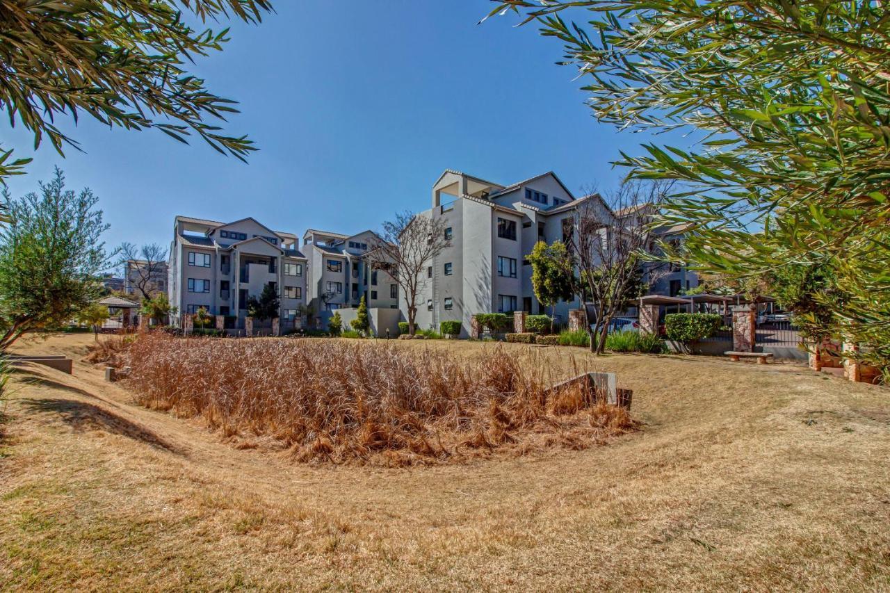 Upmarket Ultra Modern Sandton *