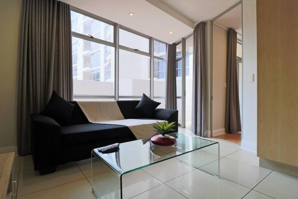 Hydro Executive Heart Of Sandton Johannesburg