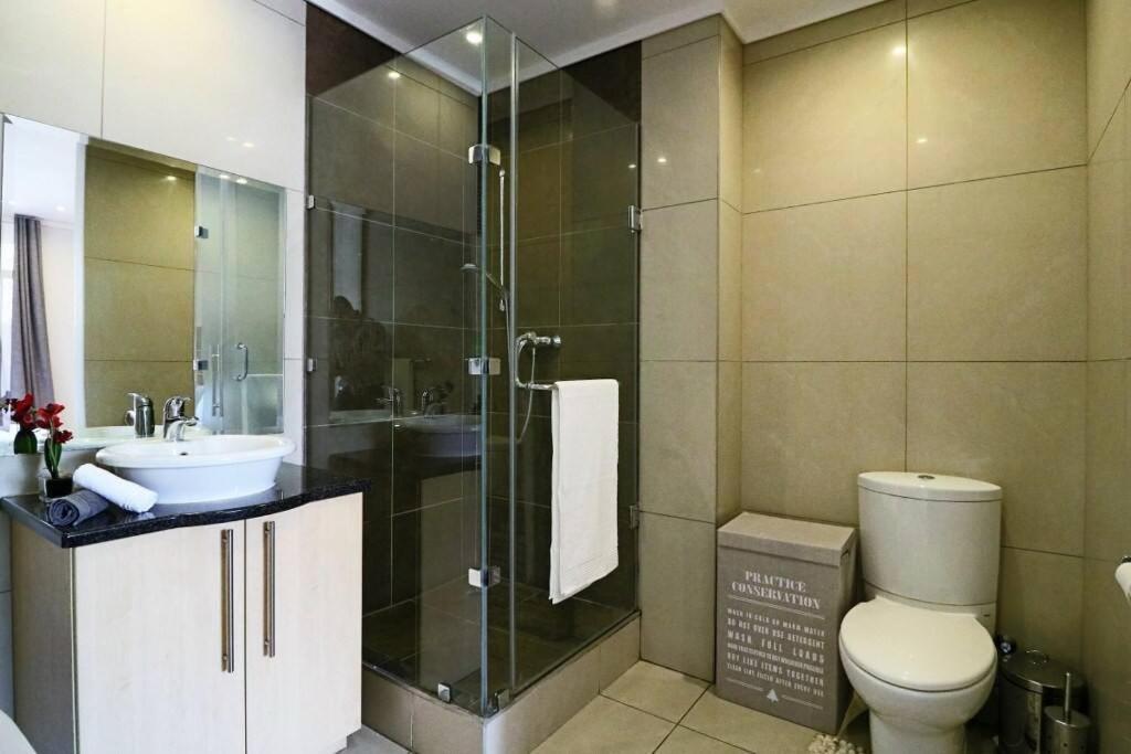 Hydro Executive Heart Of Sandton *