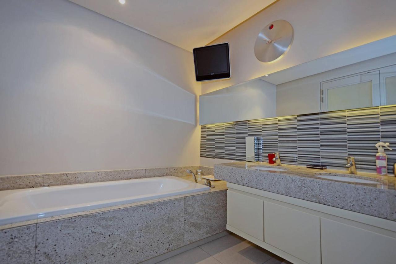 The Sandton Emperor Apartment