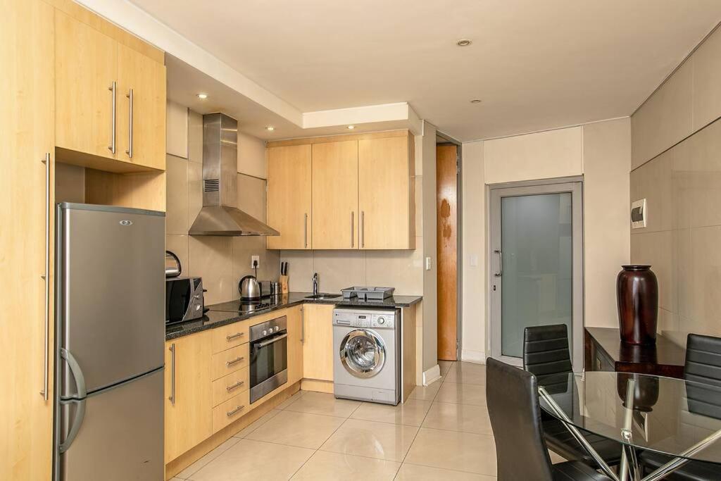Apartment Hydro Sandton Executive
