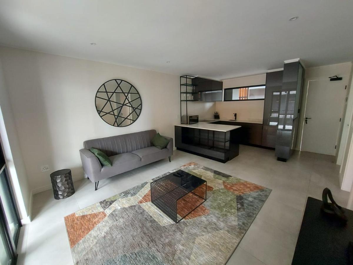 Apartment Executive