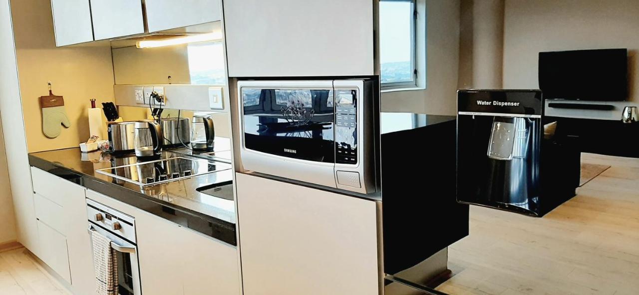 Khách sạn hẻo lánh 4 On Pritchard Luxury *