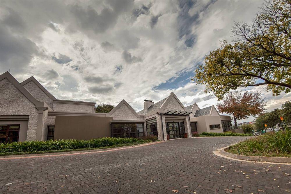 Hotel Sandton, Katherine Street